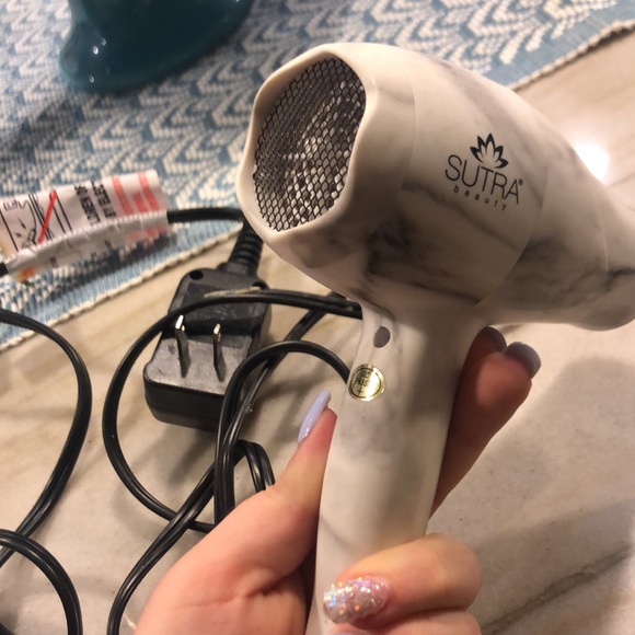 Sultra Mini Blow Dryer - Picture 4 of 5